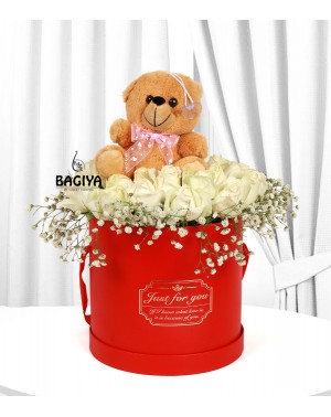 Box Bouquet Of White Roses