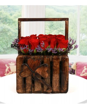 Love Gesture Roses Basket