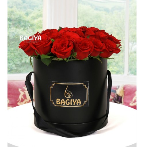 30 Red Roses Box Bouquet