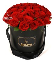 30 Red Roses Box Bouquet