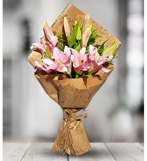 Graceful Fresh Lilies Bouquet 
