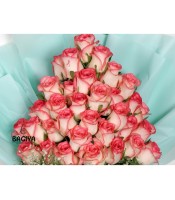 35 Pink Roses Bunch in Alluring Packing