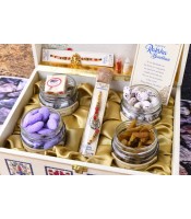 White Luxe Design Rakhi Hamper